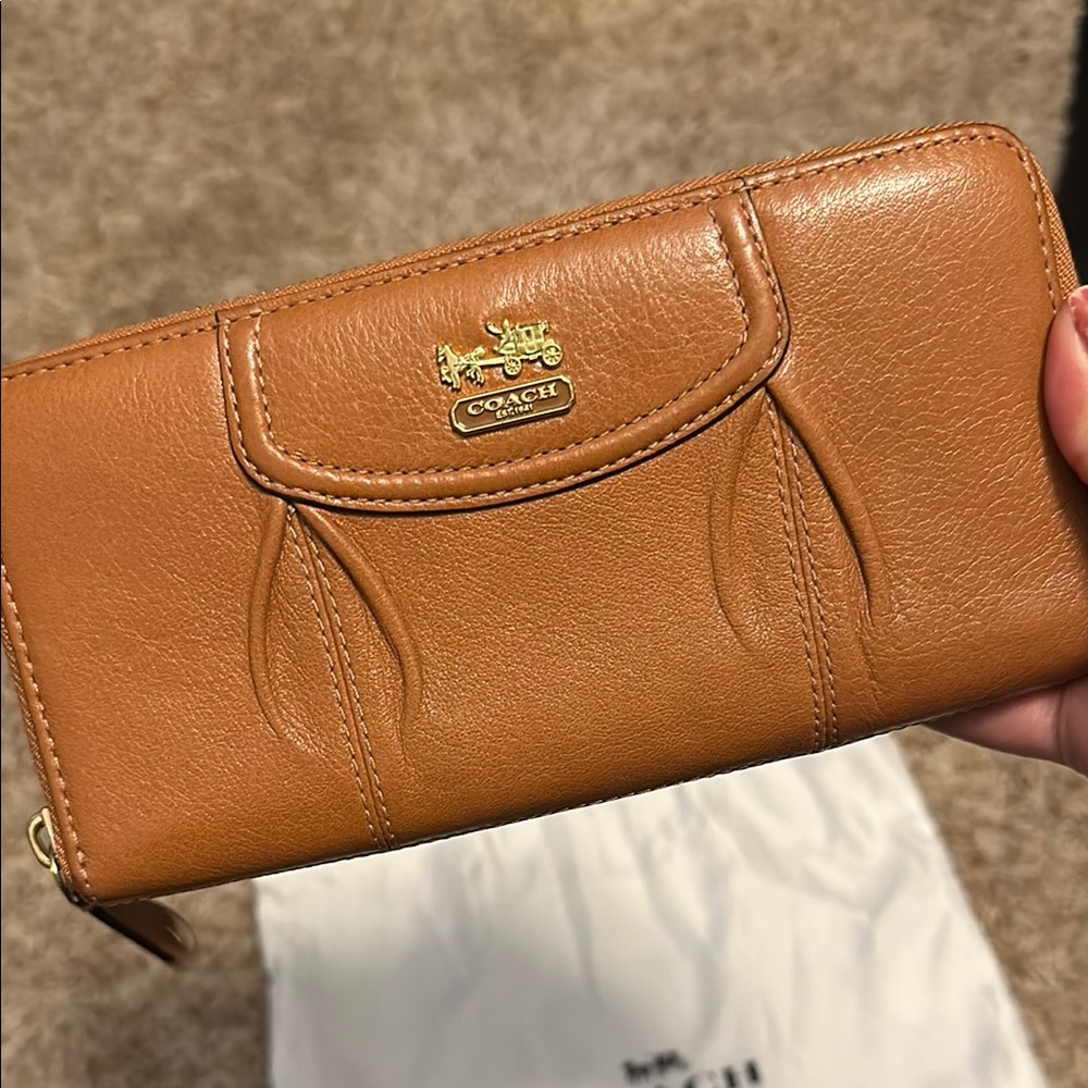 Coach Madison Leather Zip around Wallet